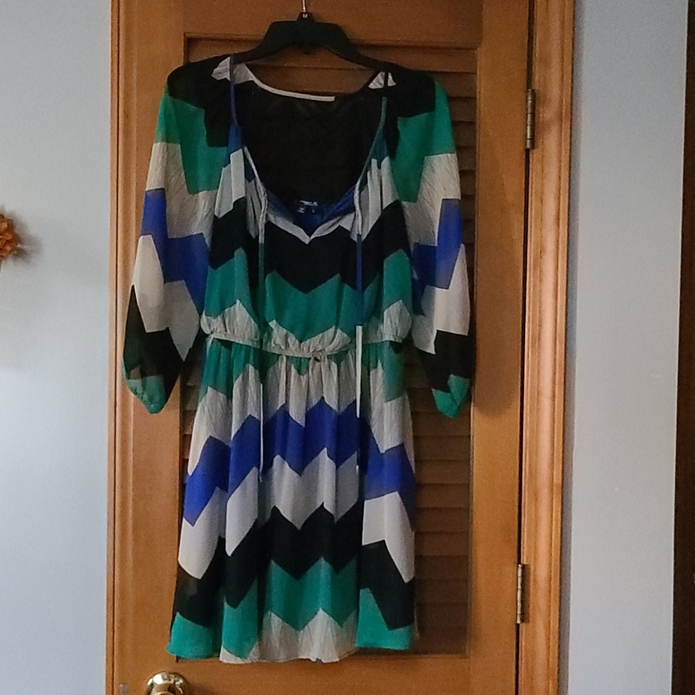 Dress - Picture 1 of 2